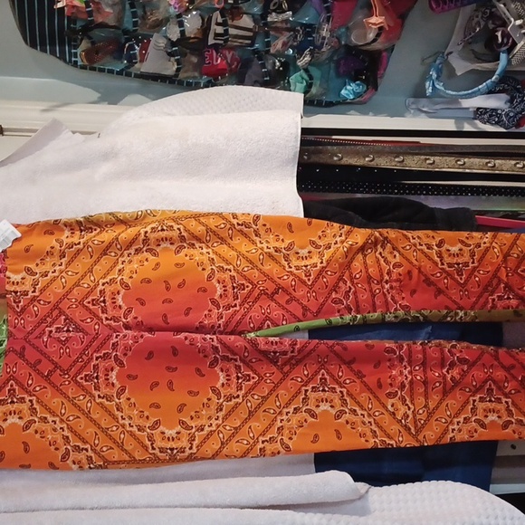 New bandana print leggings - Picture 1 of 8